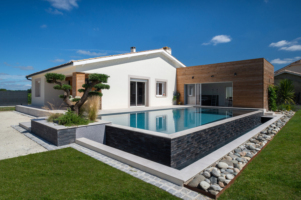 Atlas Concorde Private residence St Emilion Italy 002